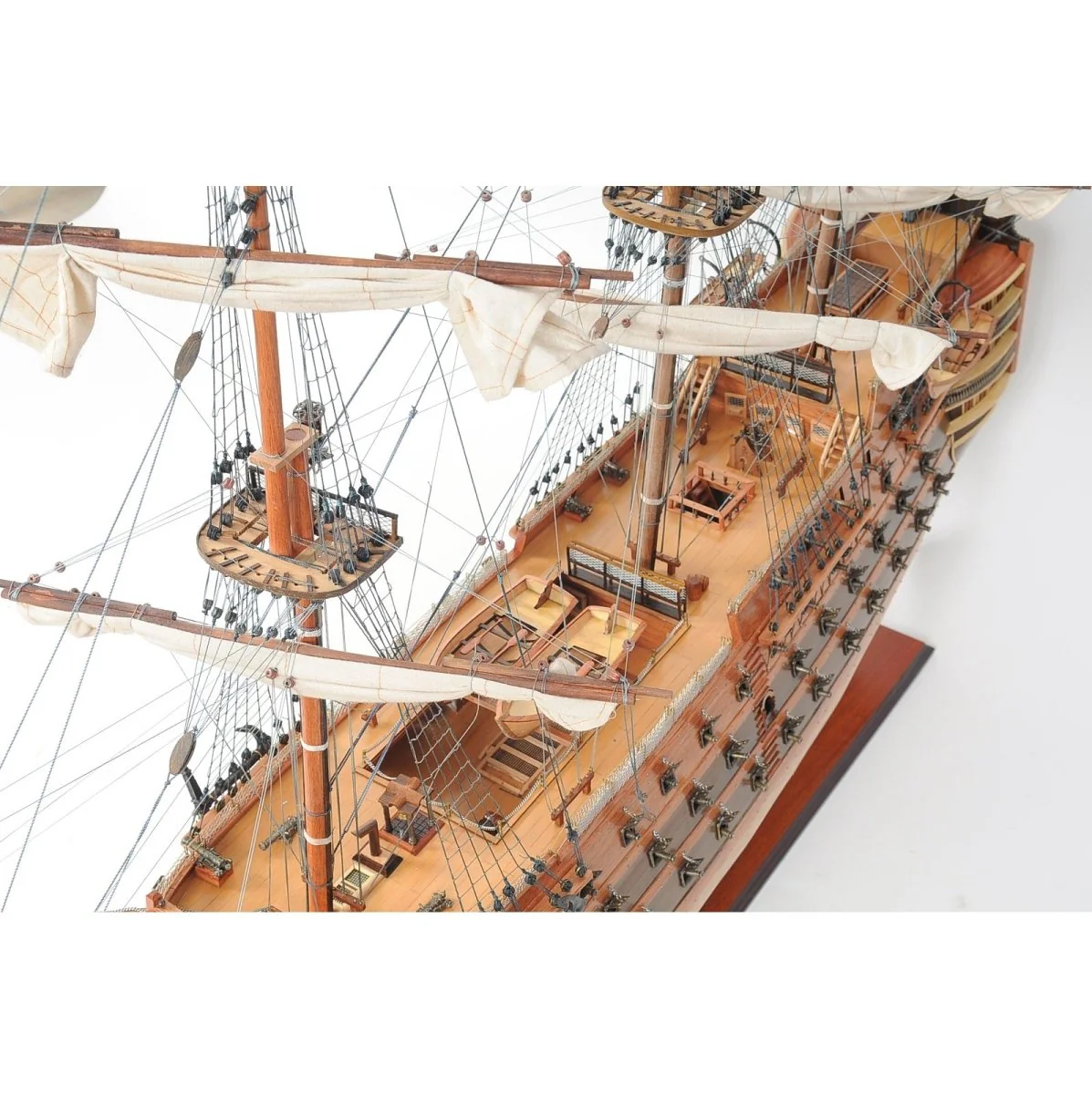 HMS Victory X.L, Fully-Assembled - Image 6